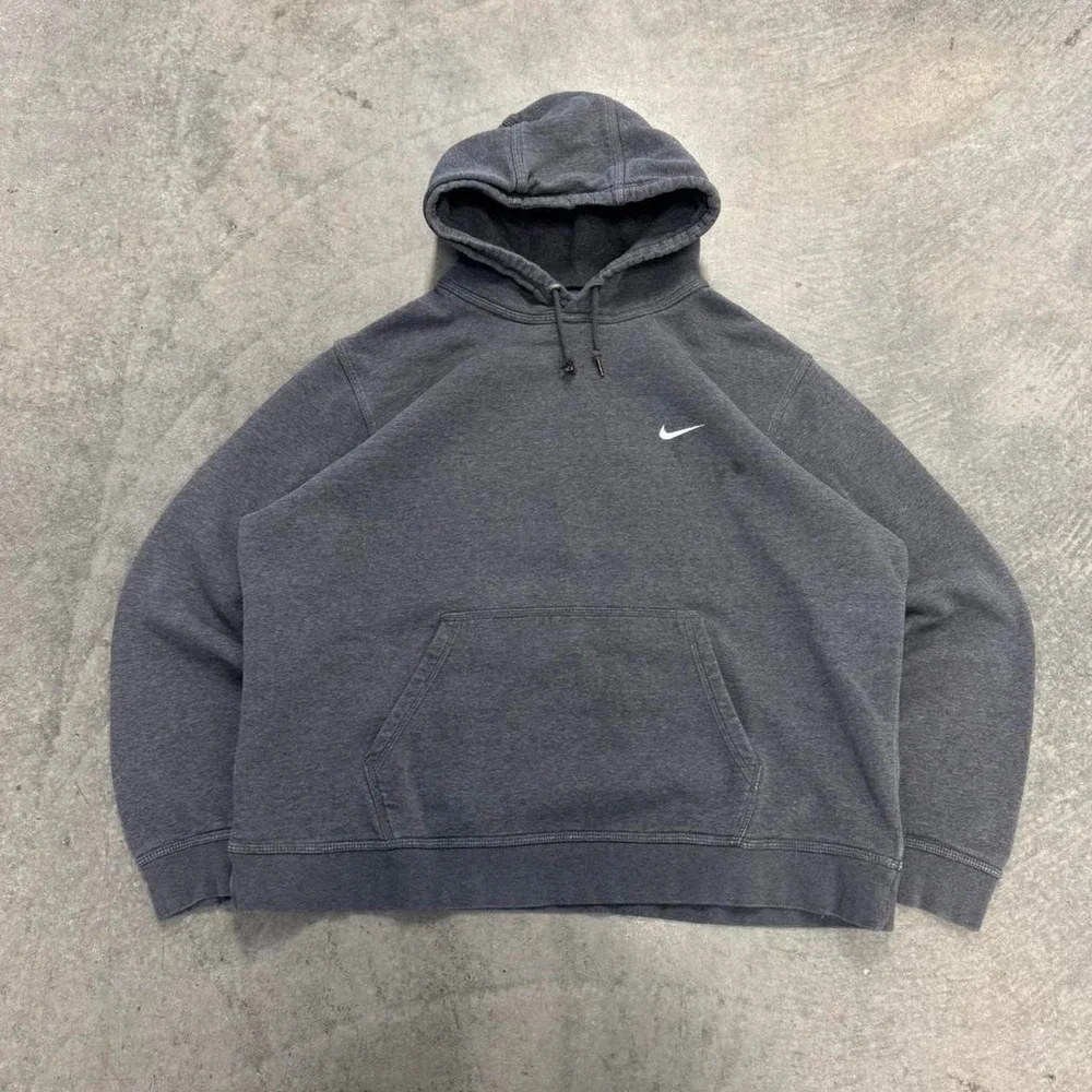 Vintage Nike Hoodie XL Boxy Cropped Gray Sweatshirt Athletic Essential X-Large